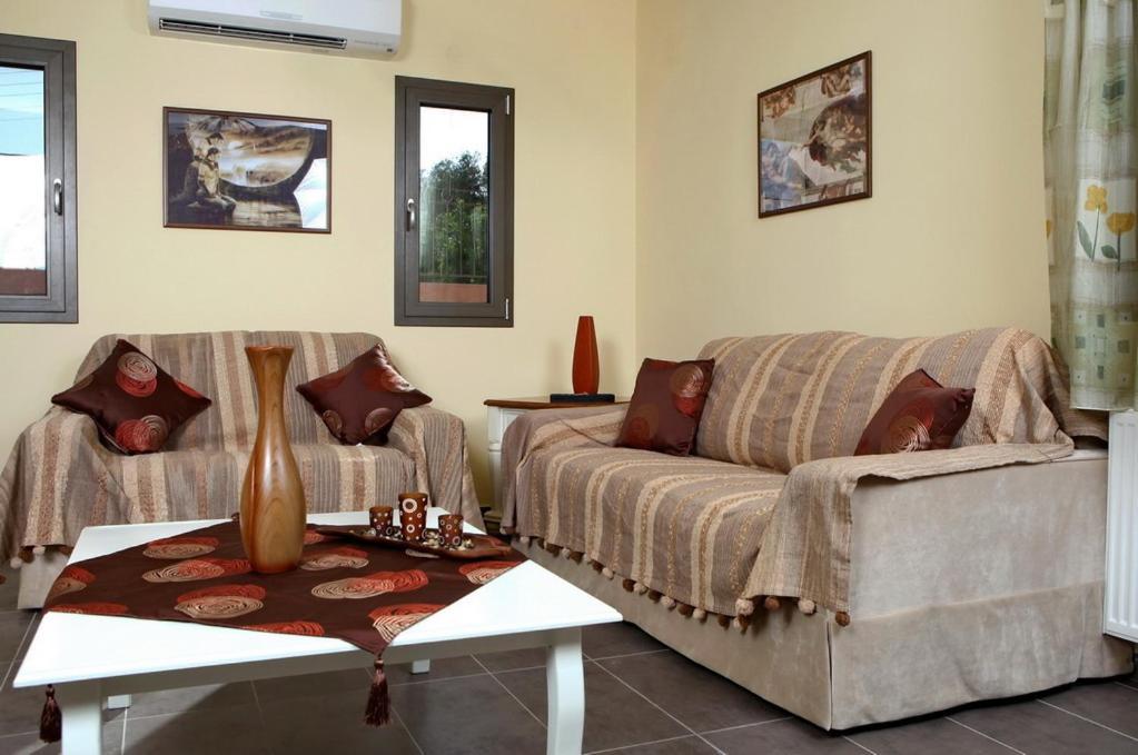 Provenzo And Meliti Villas Lourdata  Dış mekan fotoğraf