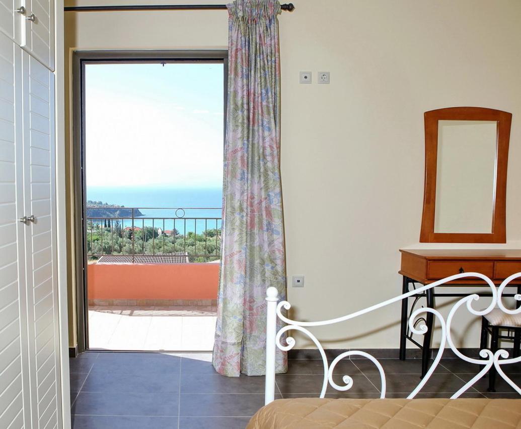 Provenzo And Meliti Villas Lourdata  Dış mekan fotoğraf