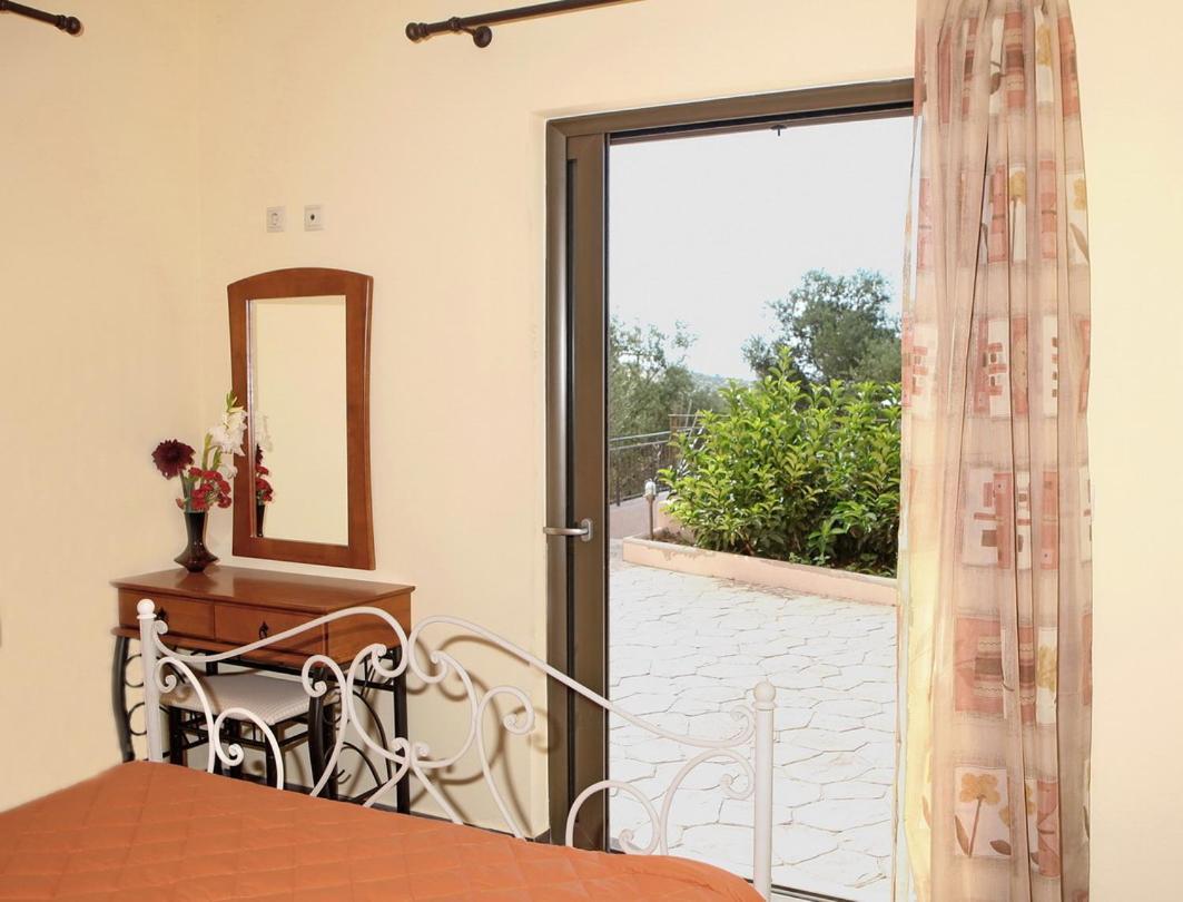 Provenzo And Meliti Villas Lourdata  Dış mekan fotoğraf